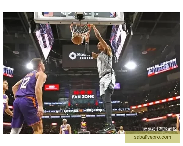 文班亚马无惧季后赛经验不足 科尔称他天生适应体系打法